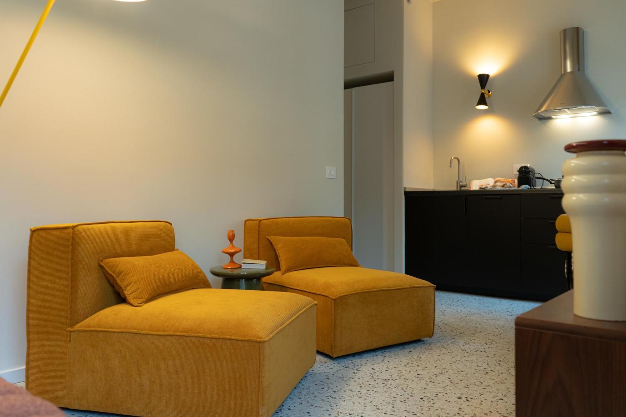 Apartment Vassily Deluxe Metro M1 Rembrandt 45 *